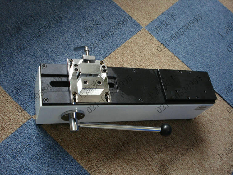 手動(dòng)臥式拉力測(cè)試臺(tái)圖片