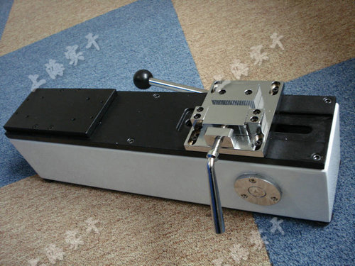 手動(dòng)臥式拉力測(cè)試臺(tái)